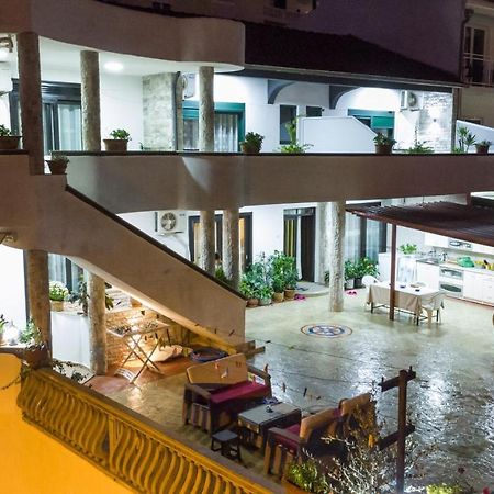 Apartments Ishmi In Center Of Ulcinj Exterior foto