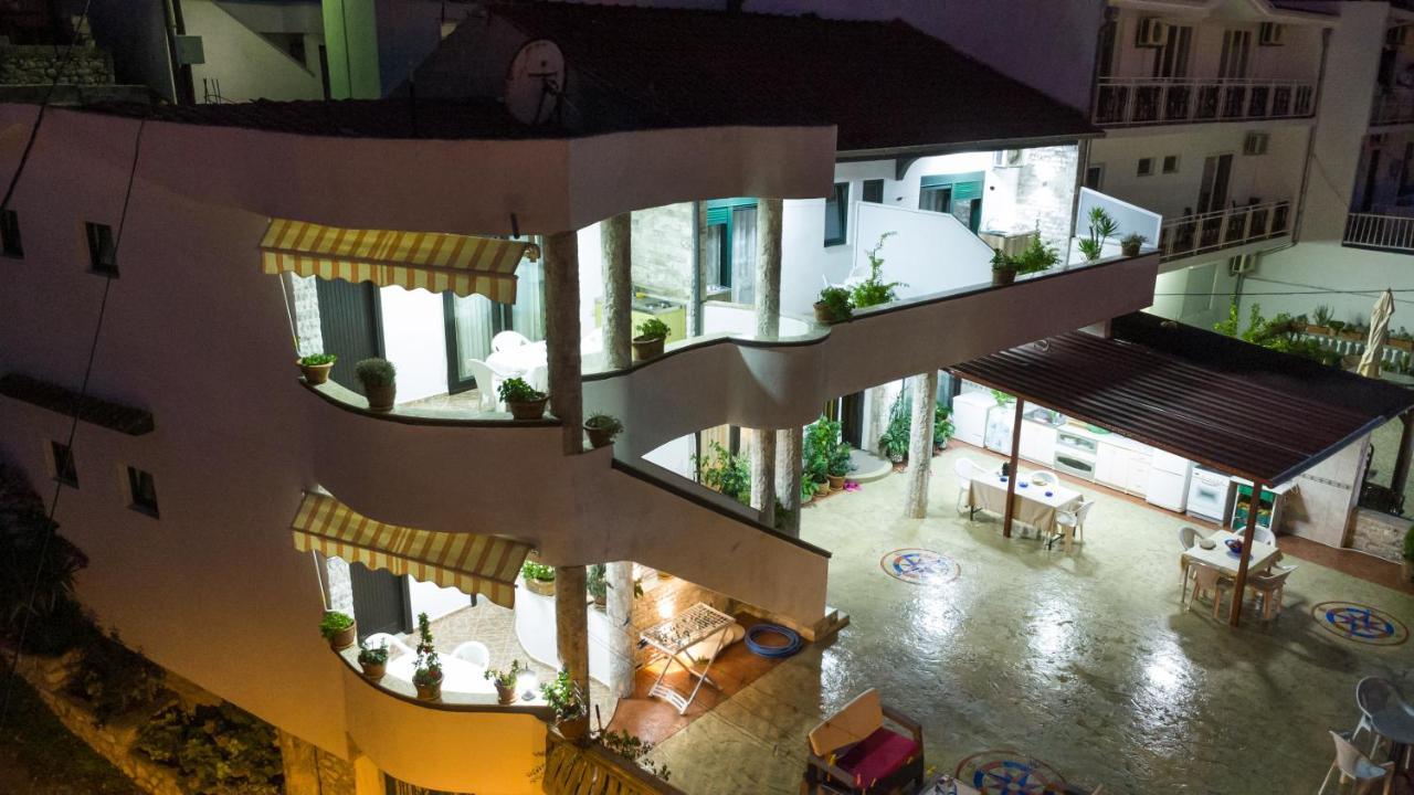Apartments Ishmi In Center Of Ulcinj Exterior foto