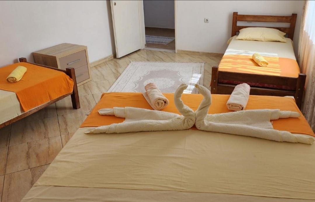 Apartments Ishmi In Center Of Ulcinj Zimmer foto