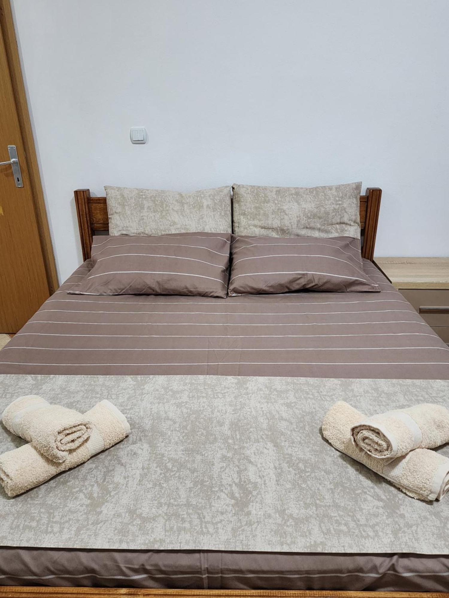 Apartments Ishmi In Center Of Ulcinj Zimmer foto