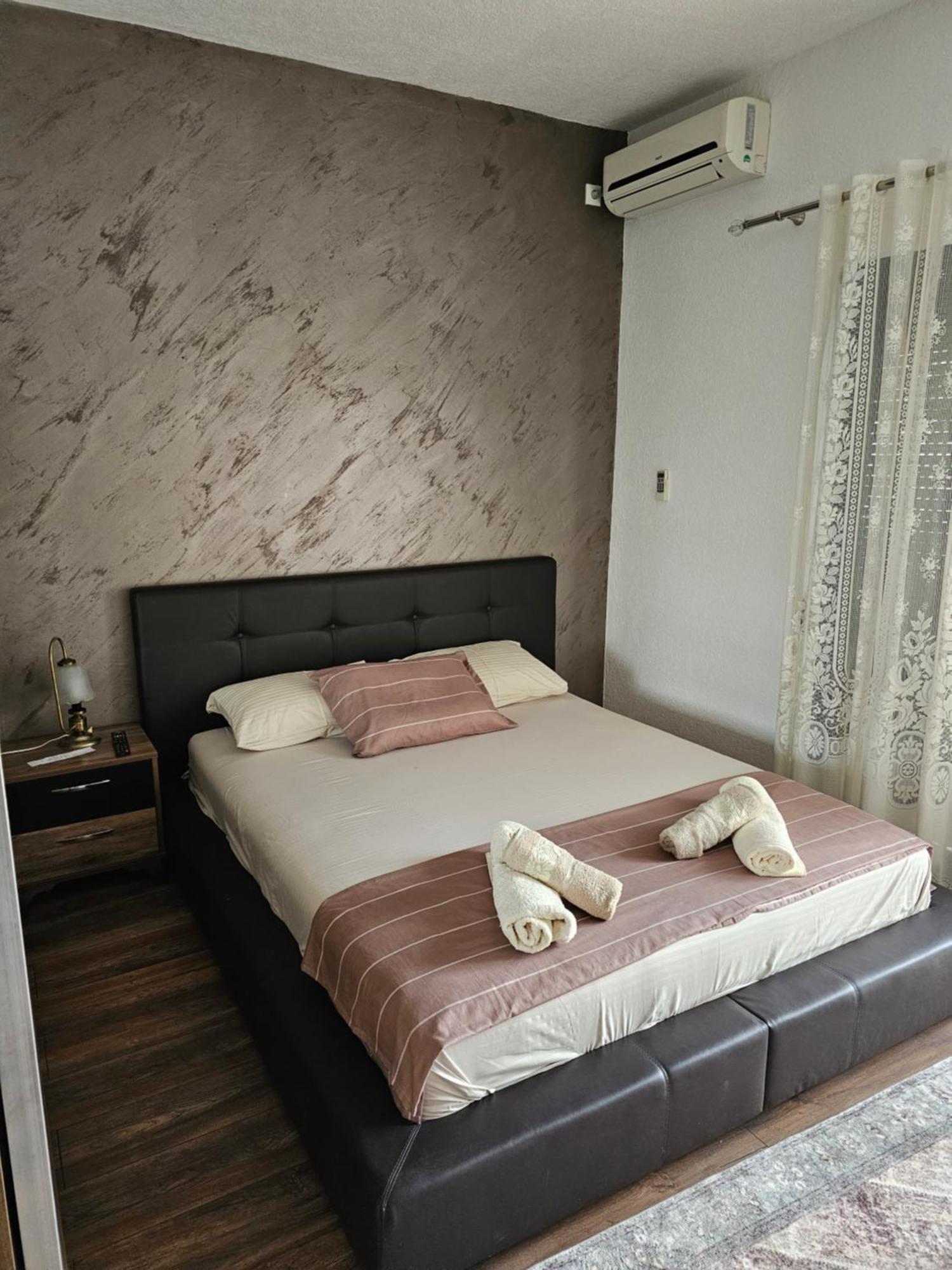 Apartments Ishmi In Center Of Ulcinj Zimmer foto