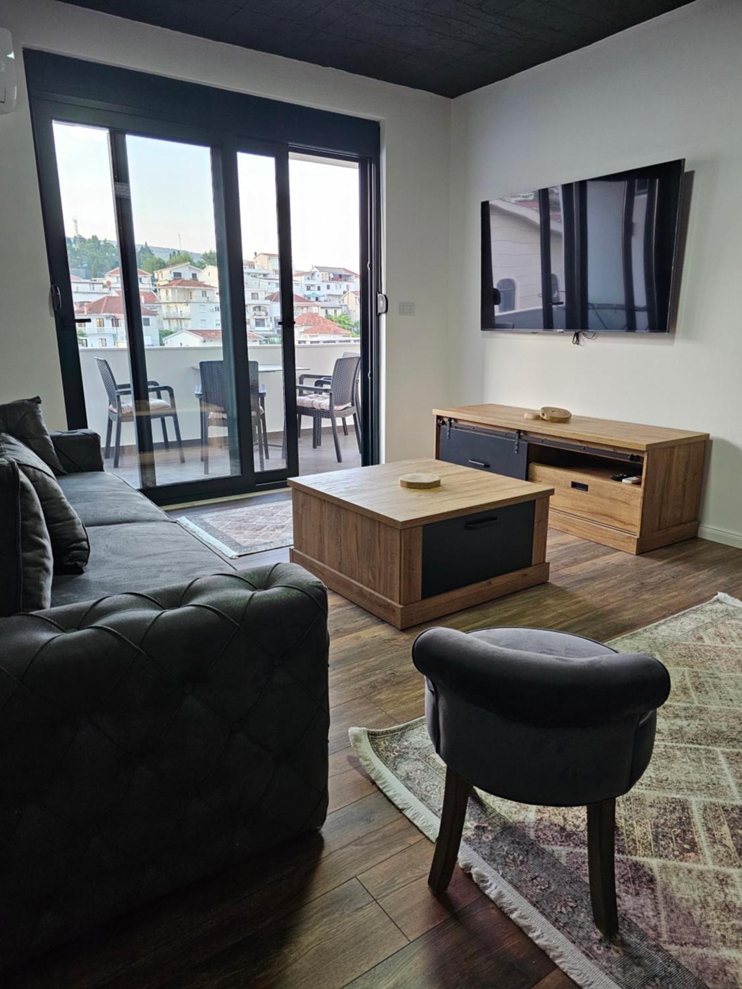 Apartments Ishmi In Center Of Ulcinj Exterior foto