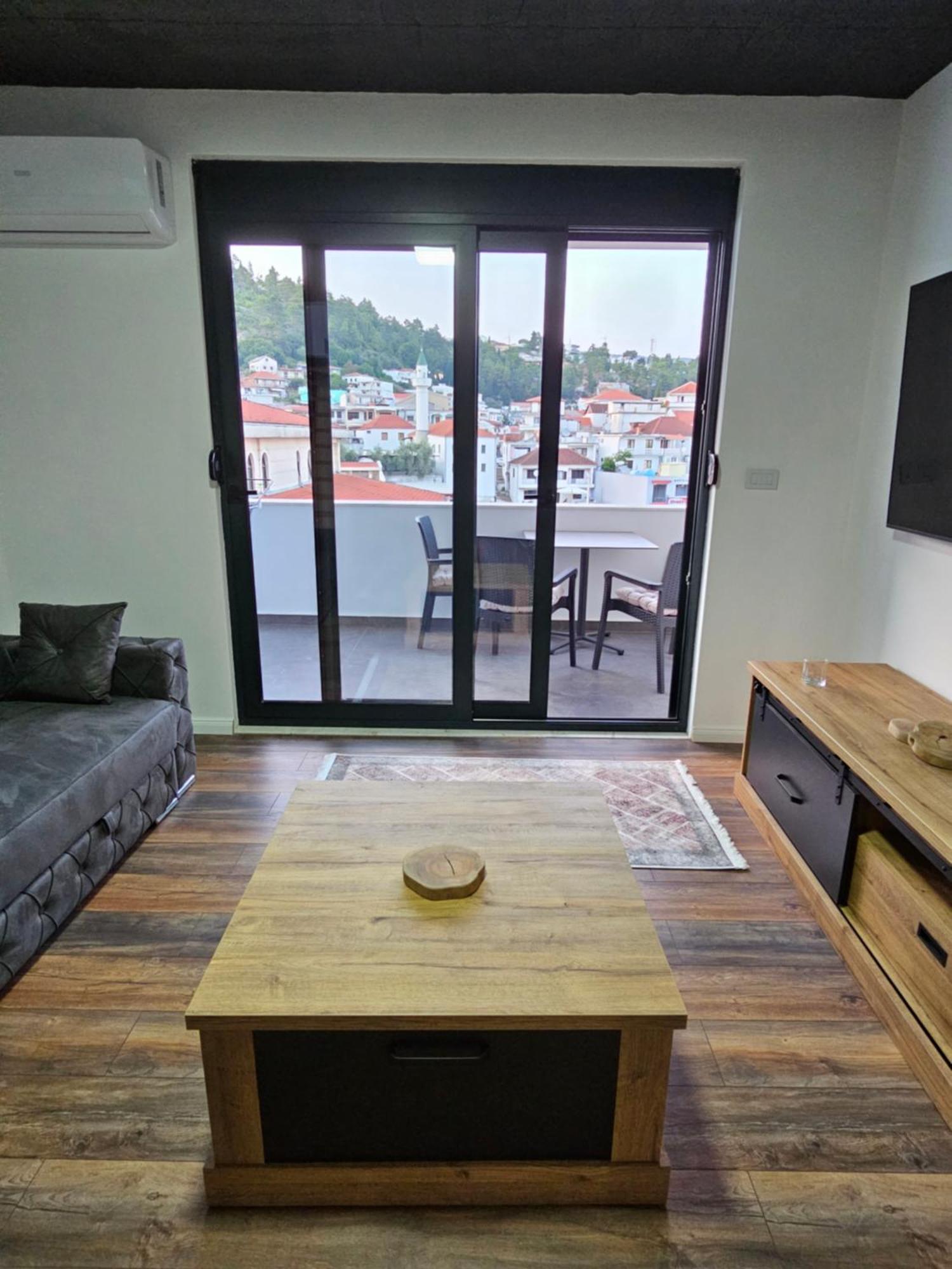 Apartments Ishmi In Center Of Ulcinj Exterior foto